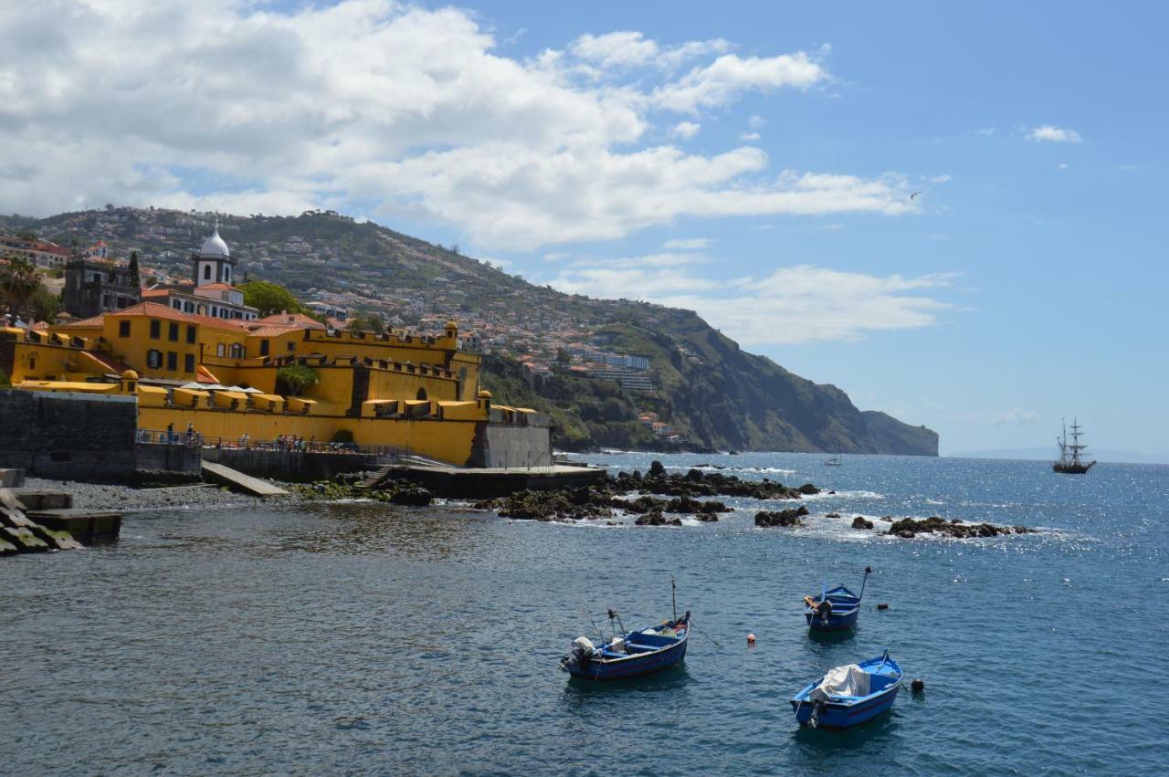 Top Floor With Balcony In Funchal Екстериор снимка