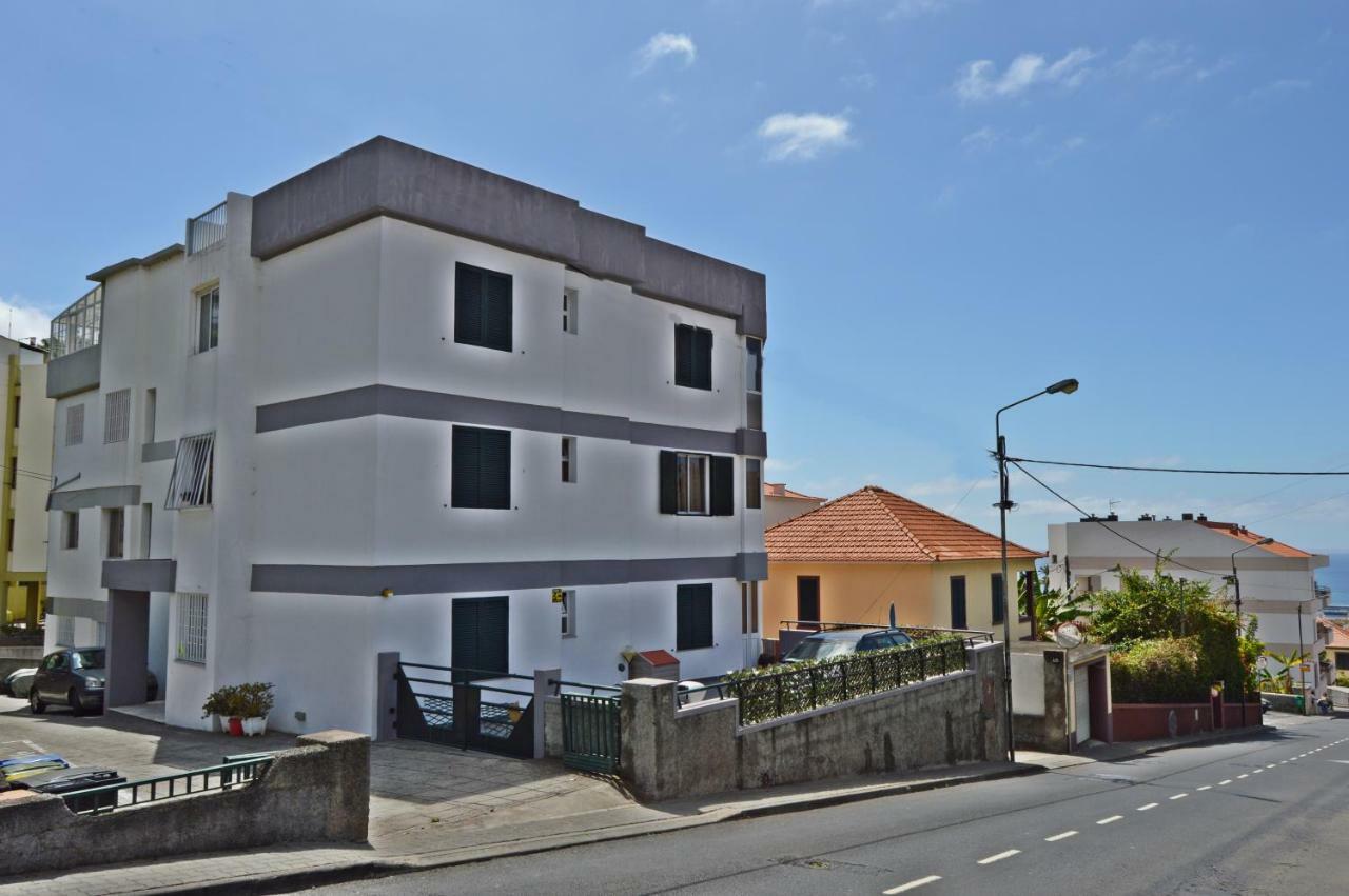 Top Floor With Balcony In Funchal Екстериор снимка